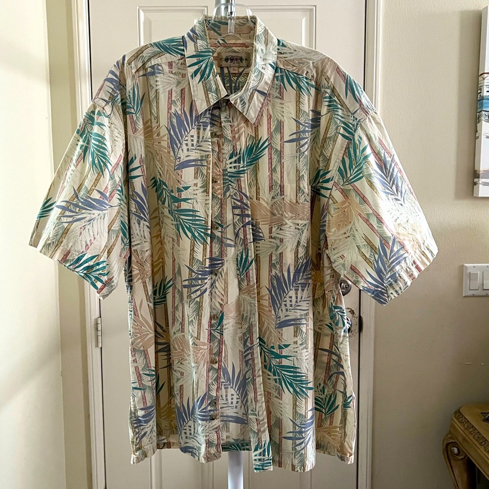 Campia Button Down Short Sleeves Shirt